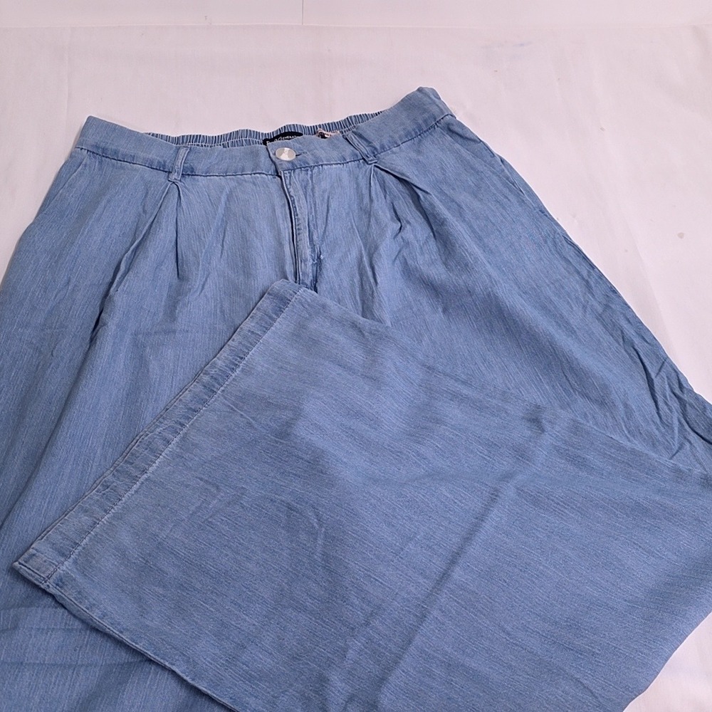 BCBGeneration Wide Leg Trousers Women XL Blue High Rise Chambray Pleated Pants